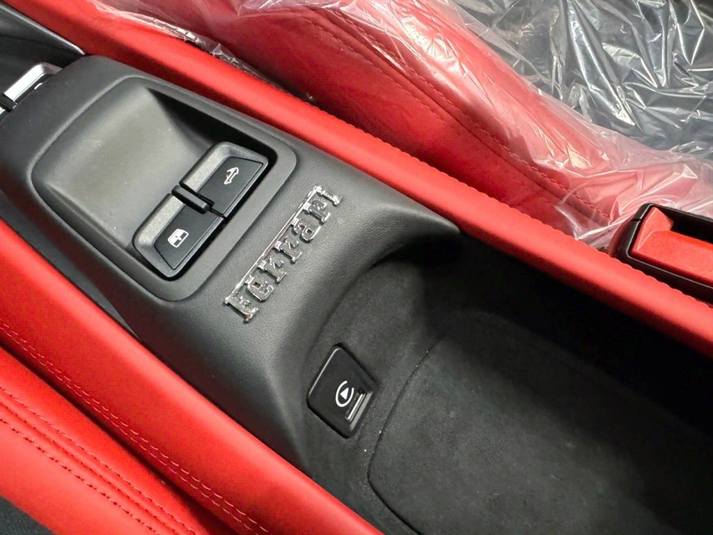 Ferrari F8 2022 Rojo - Importación desde Corea - HF Imports Iquique - Foto 15