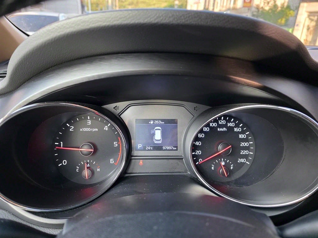 KIA Carnival 2019 Negro - Importación desde Corea - HF Imports Iquique - Foto 13