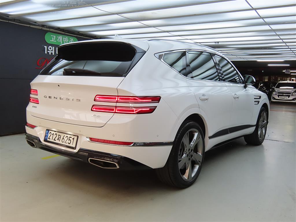 Genesis GV80 - Vista 4