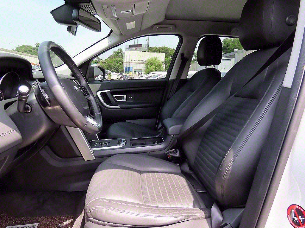 Land Rover Discovery Sports - Vista 5