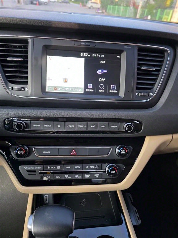 KIA Carnival 2019 Negro - Importación desde Corea - HF Imports Iquique - Foto 17