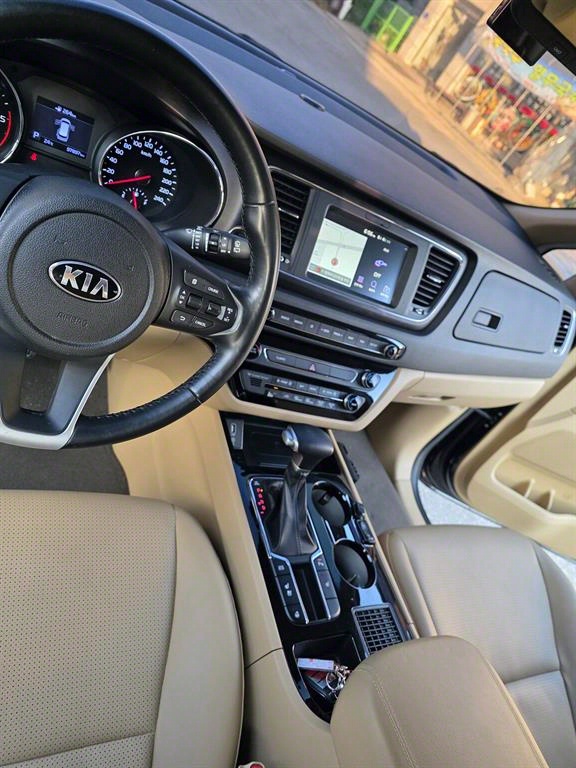 KIA Carnival 2019 Negro - Importación desde Corea - HF Imports Iquique - Foto 18