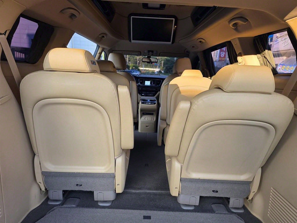 KIA Carnival 2019 Negro - Importación desde Corea - HF Imports Iquique - Foto 14