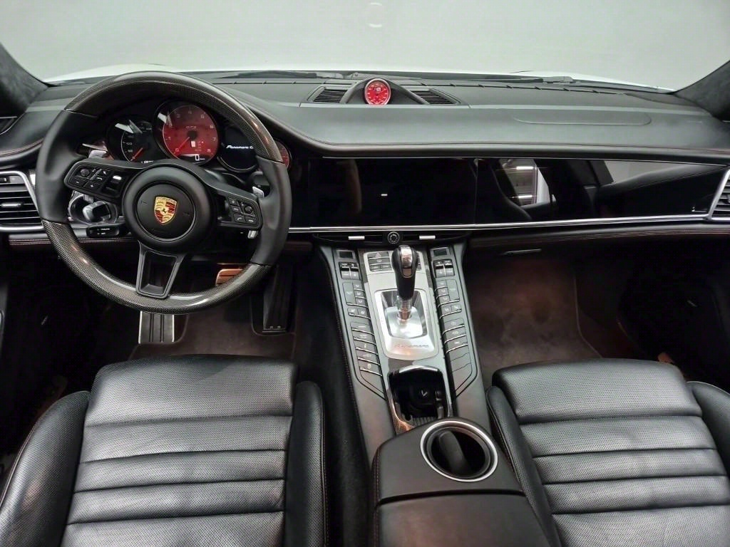 Porsche Panamera - Vista 5