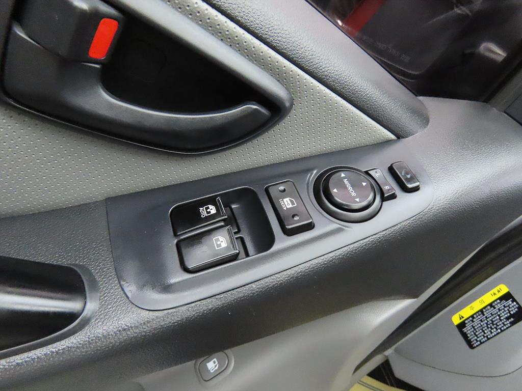 HYUNDAI Starex 2019 Plateado - Importación desde Corea - HF Imports Iquique - Foto 15