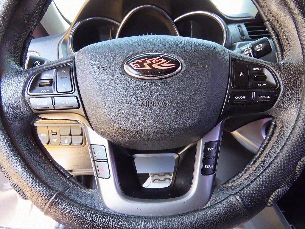 KIA Pride - Vista 10