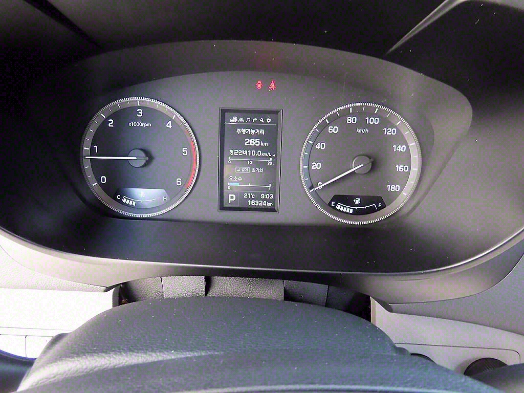 HYUNDAI Solati - Vista 10