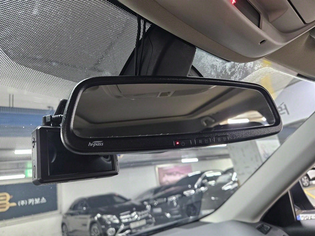 SAMSUNG QM6 - Vista 12