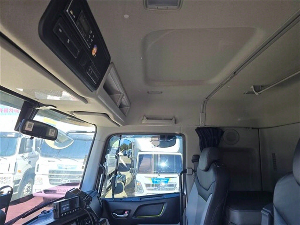 medium and large cargo truck 2021 Blanco - Importación desde Corea - HF Imports Iquique - Foto 13