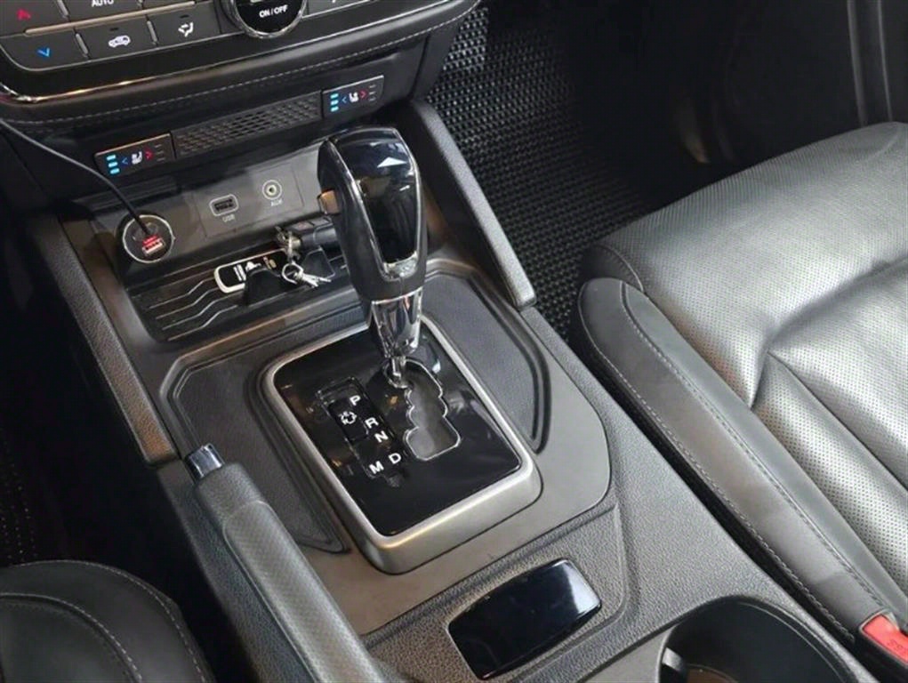 Ssangyong Rexton - Vista 9