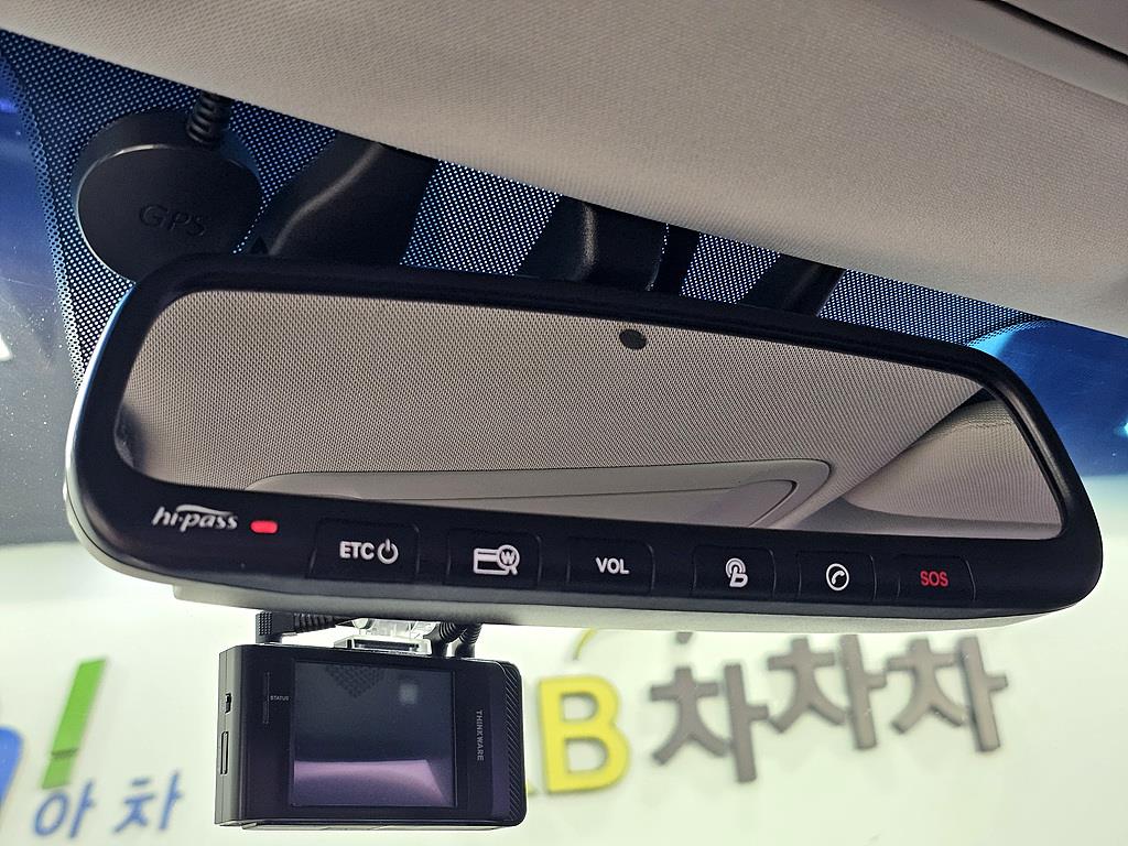 HYUNDAI Sonata - Vista 12