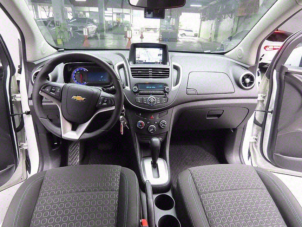 Chevrolet Trax 2015 Blanco - Importación desde Corea - HF Imports Iquique - Foto 11