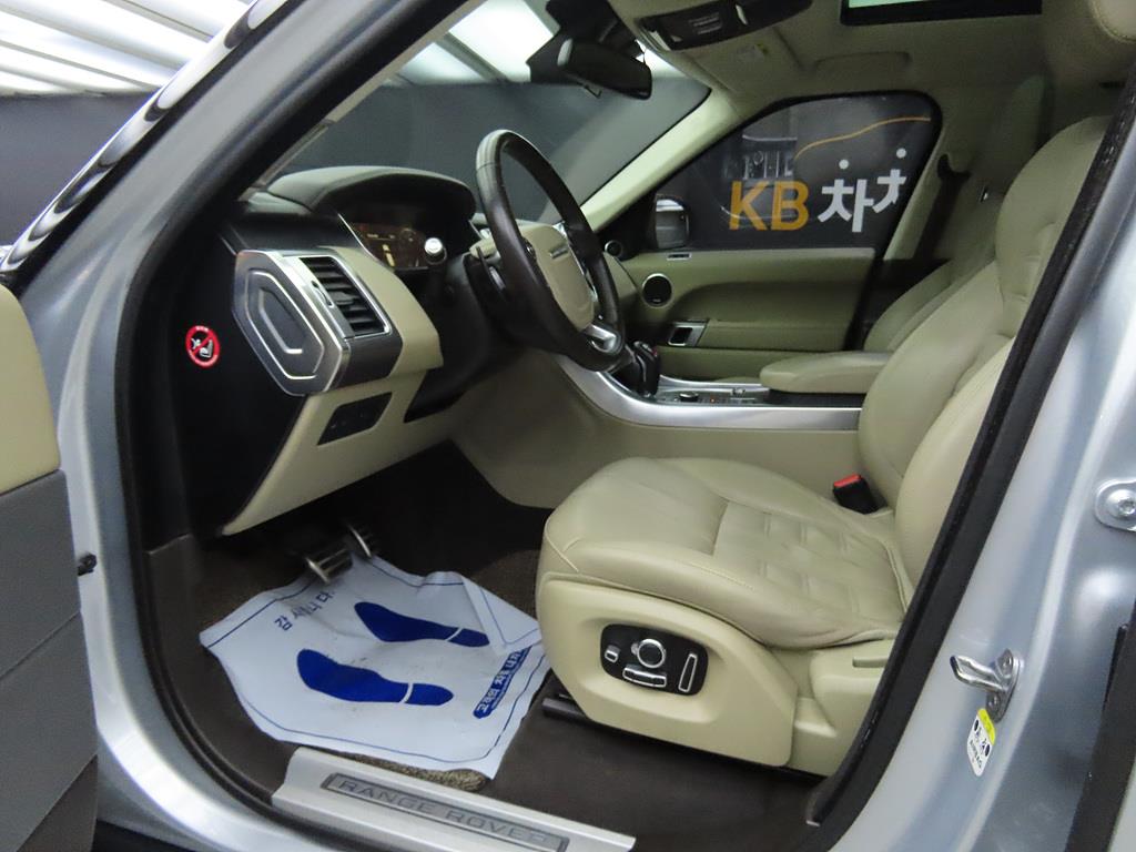 Land Rover Range Rover Sports - Vista 5