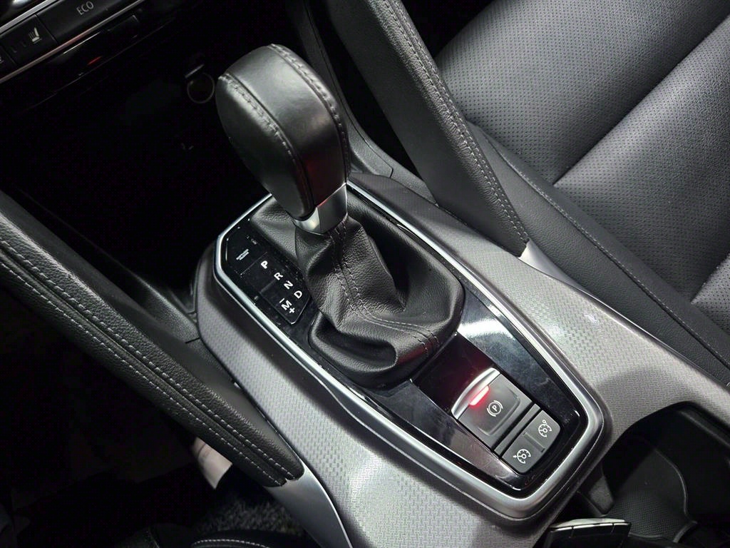 SAMSUNG QM6 - Vista 9