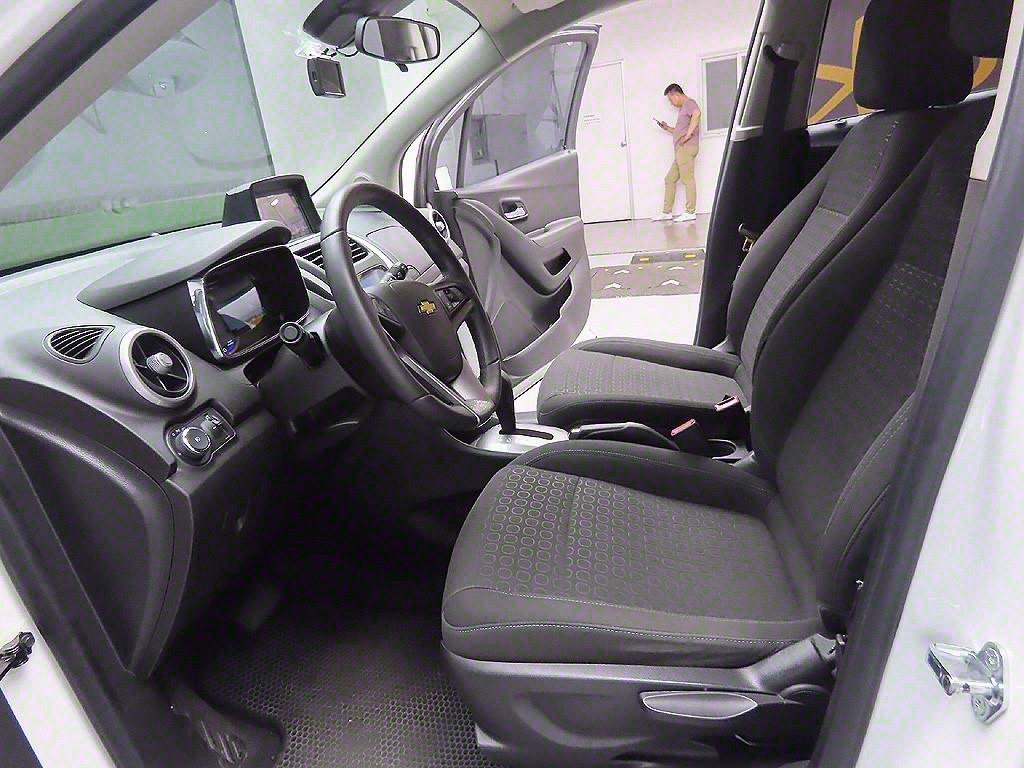 Chevrolet Trax 2015 Blanco - Importación desde Corea - HF Imports Iquique - Foto 12