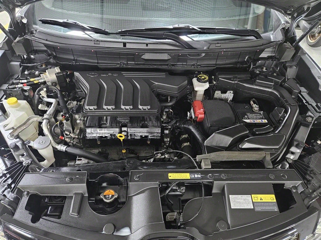 SAMSUNG QM6 - Vista 6