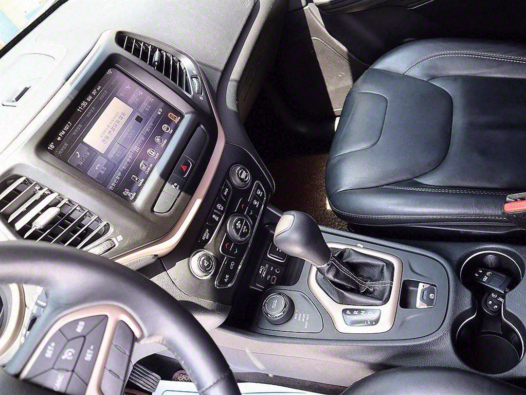 Jeep Cherokee 2016 Plateado - Importación desde Corea - HF Imports Iquique - Foto 10