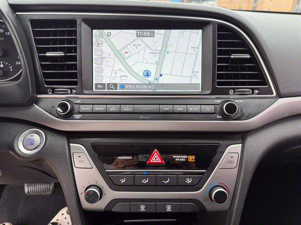 HYUNDAI Avante 2018 Blanco - Importación desde Corea - HF Imports Iquique - Foto 14