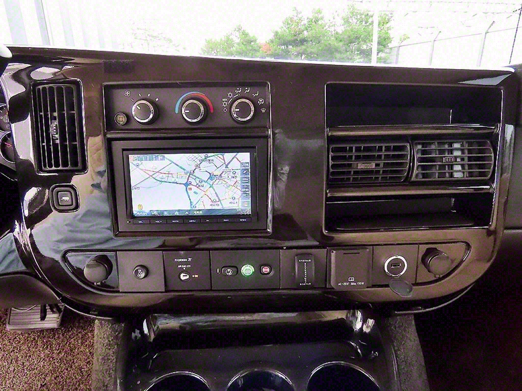 Chevrolet Express van 2017 Negro - Importación desde Corea - HF Imports Iquique - Foto 13