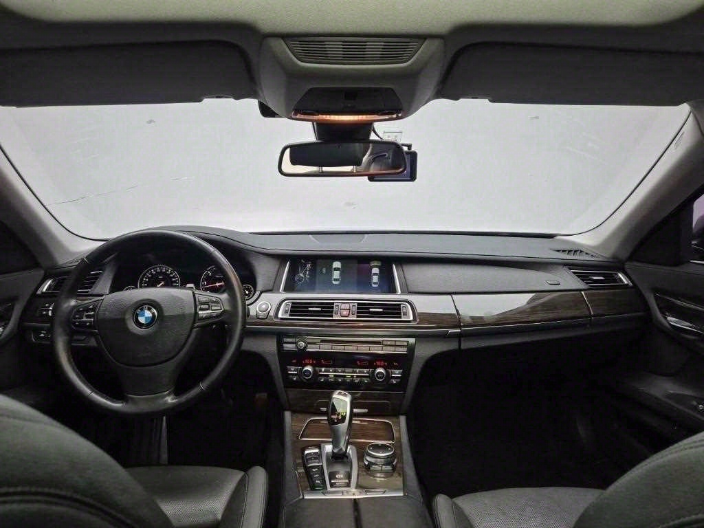 BMW 7 Series - Vista 7