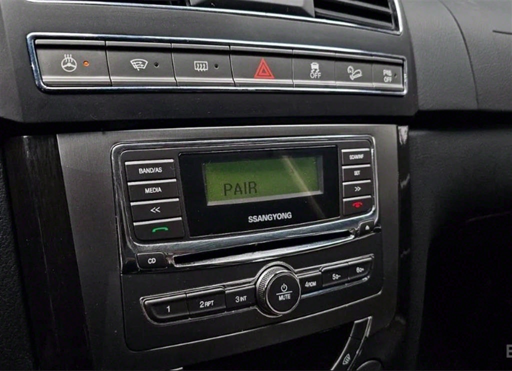 Ssangyong Rexton 2015 Plateado - Importación desde Corea - HF Imports Iquique - Foto 16