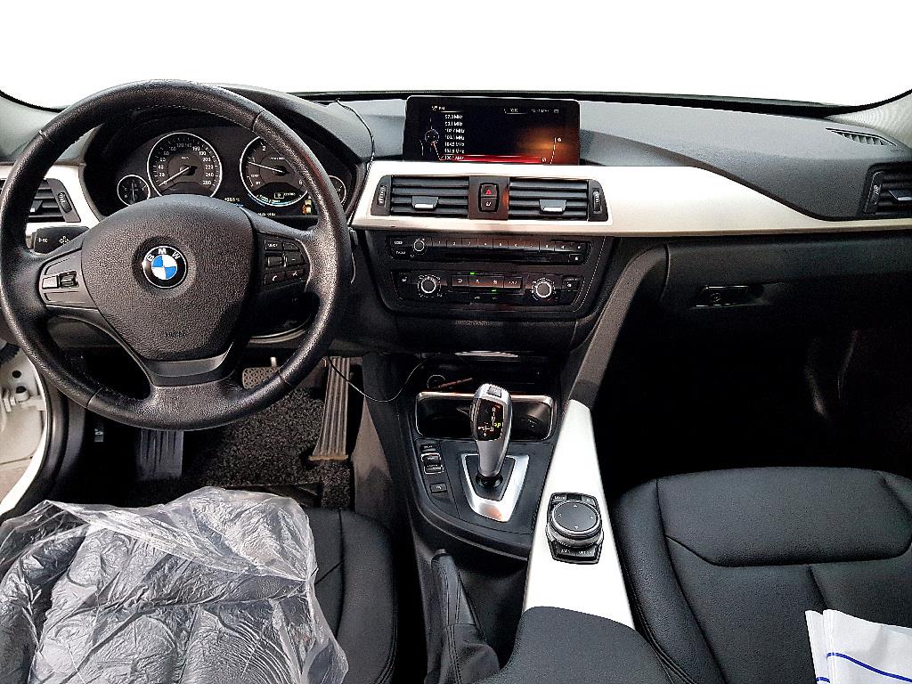 BMW 3 series - Vista 5