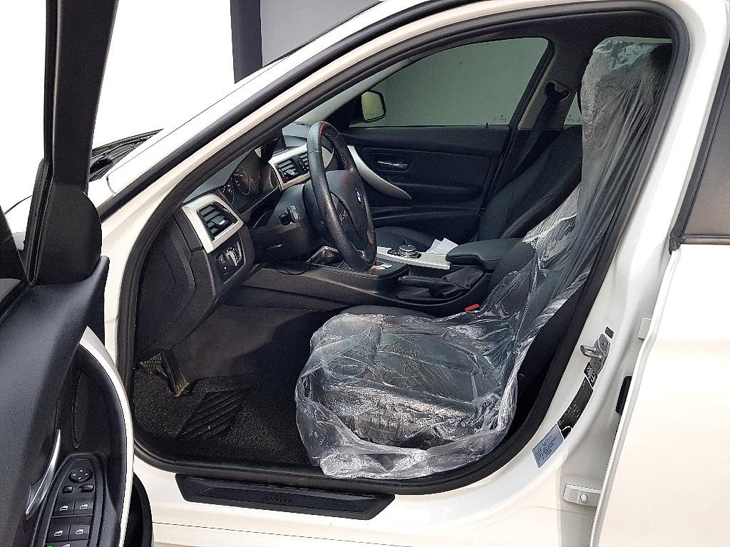 BMW 3 series - Vista 8