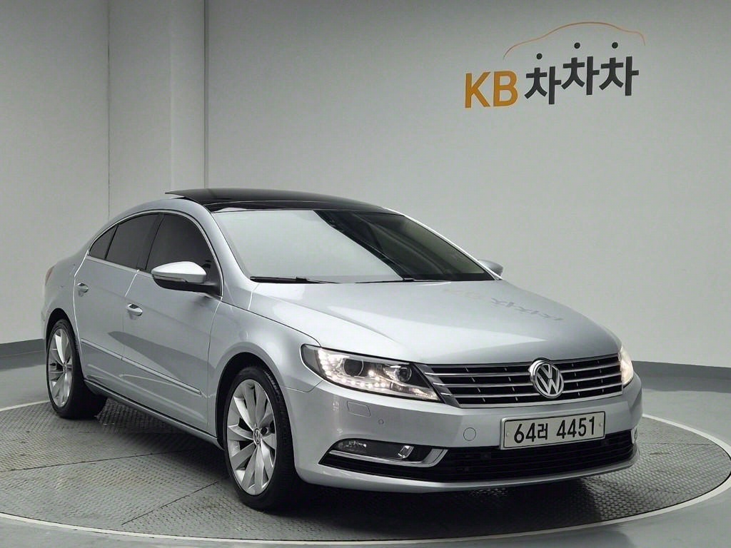 Volkswagen CC - Vista 4