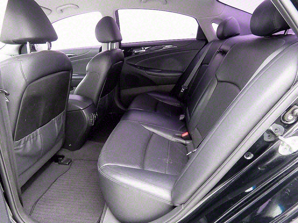 HYUNDAI Sonata - Vista 6