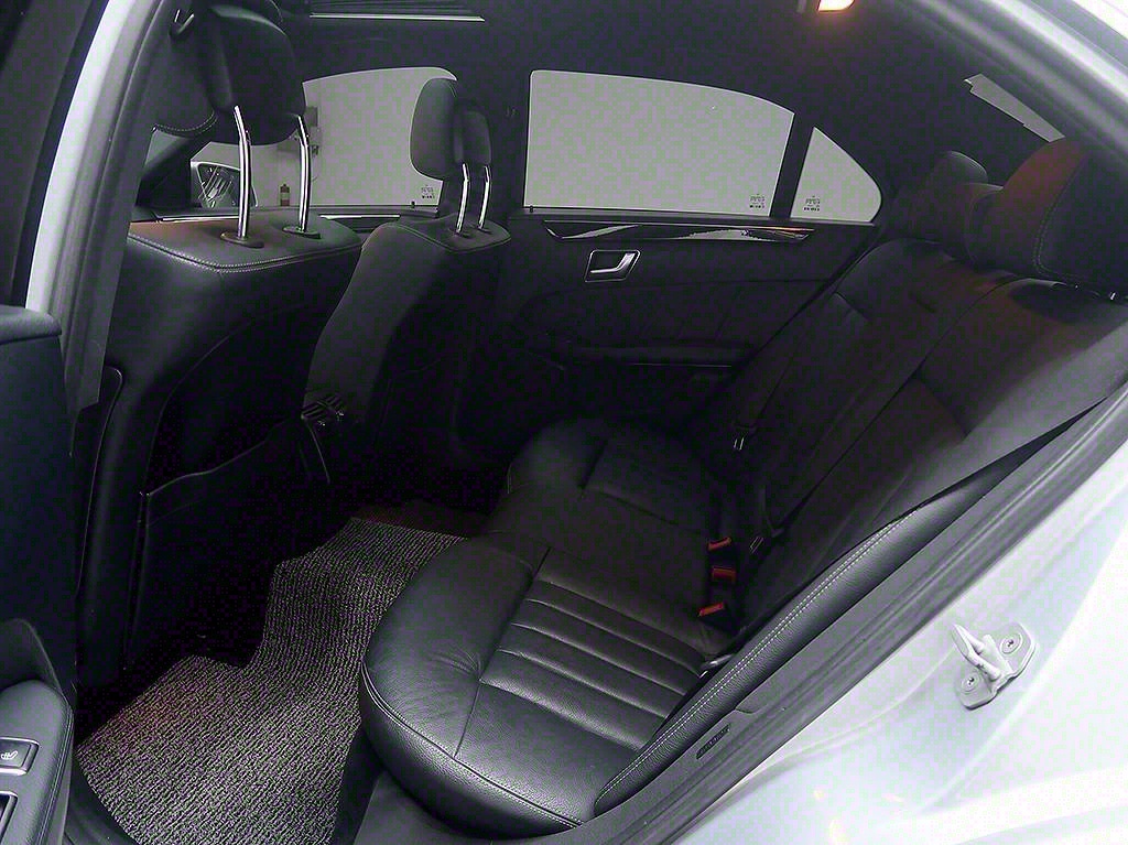 Mercedes Benz E class 2014 Gris - Importación desde Corea - HF Imports Iquique - Foto 12