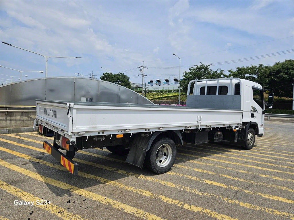 medium and large cargo Cargo - Vista 4