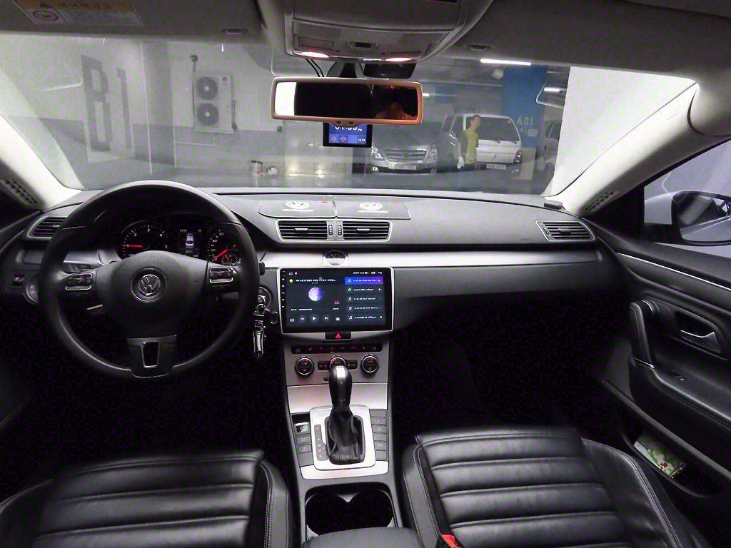 Volkswagen CC - Vista 8