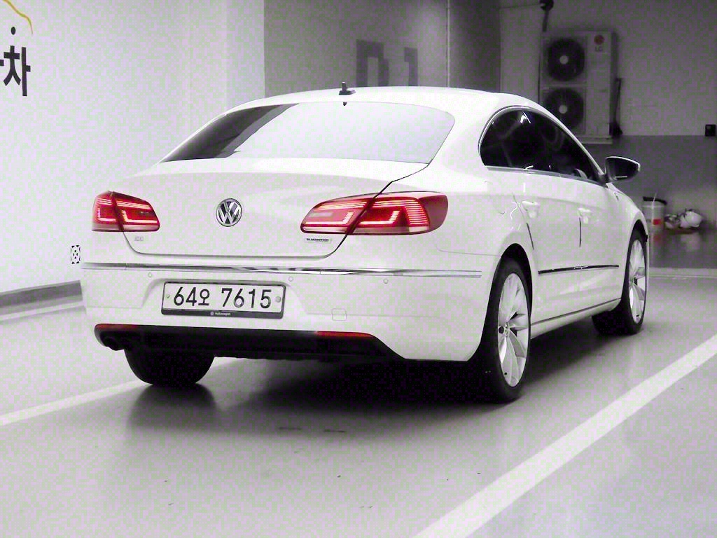 Volkswagen CC - Vista 4