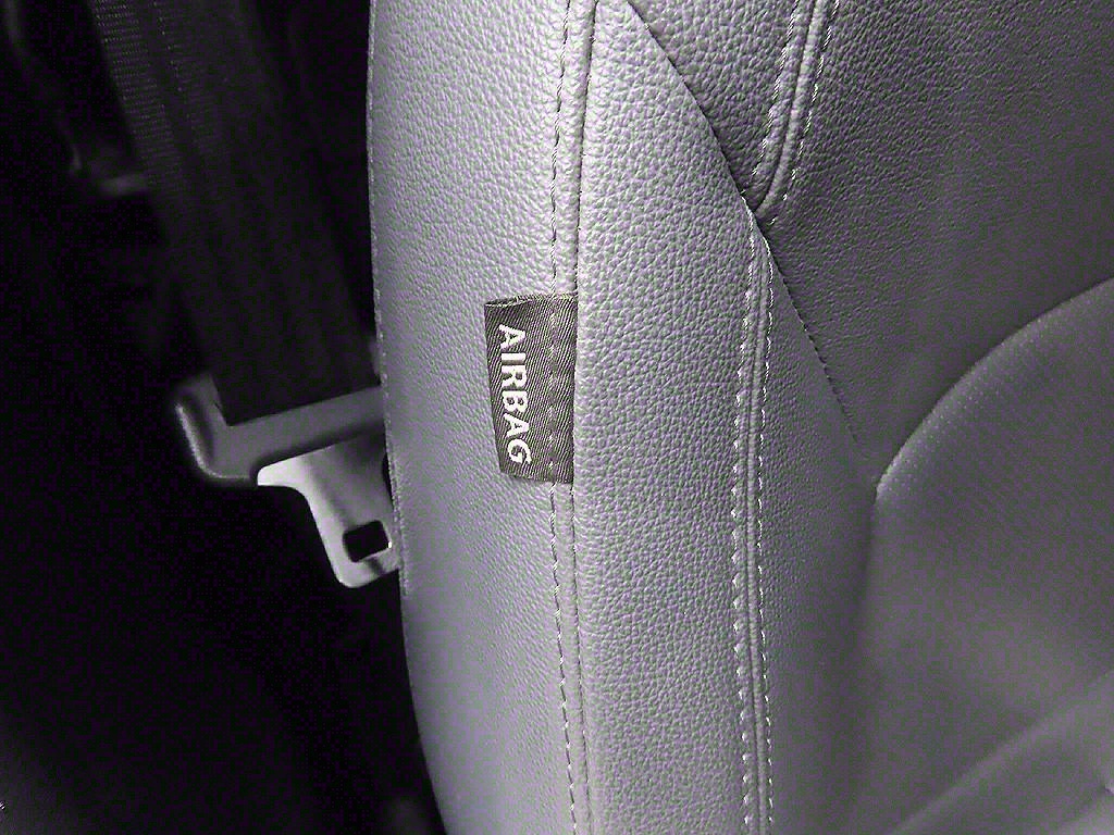 KIA Pride 2015 Gris - Importación desde Corea - HF Imports Iquique - Foto 9