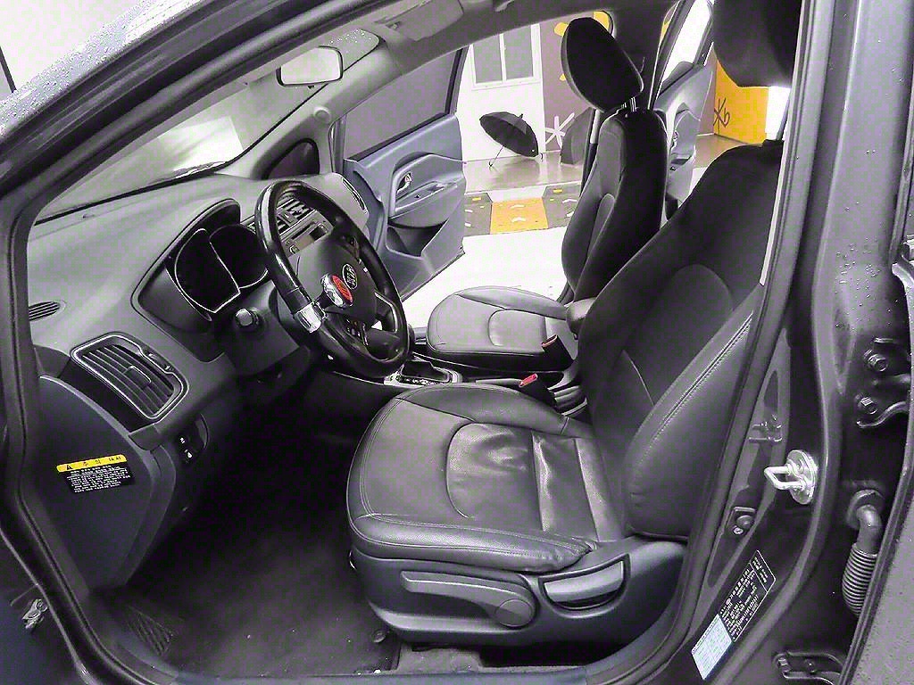 KIA Pride 2015 Gris - Importación desde Corea - HF Imports Iquique - Foto 13