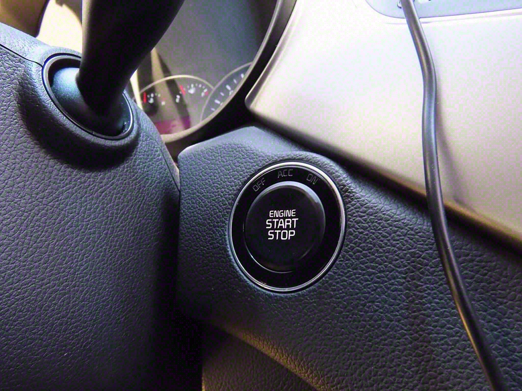 KIA Carens - Vista 10