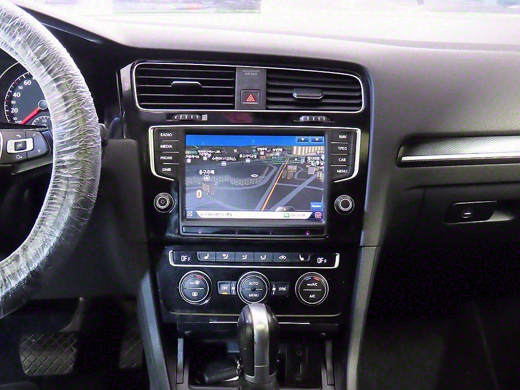 Volkswagen Golf - Vista 11