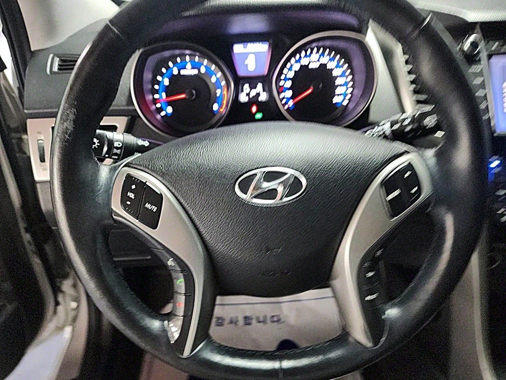 HYUNDAI i30 2016 Gris - Importación desde Corea - HF Imports Iquique - Foto 18