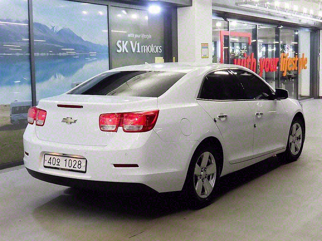 Chevrolet Malibu - Vista 4