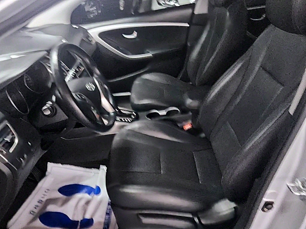 HYUNDAI i30 - Vista 9