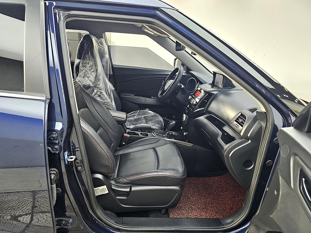 Ssangyong Tivoli - Vista 11