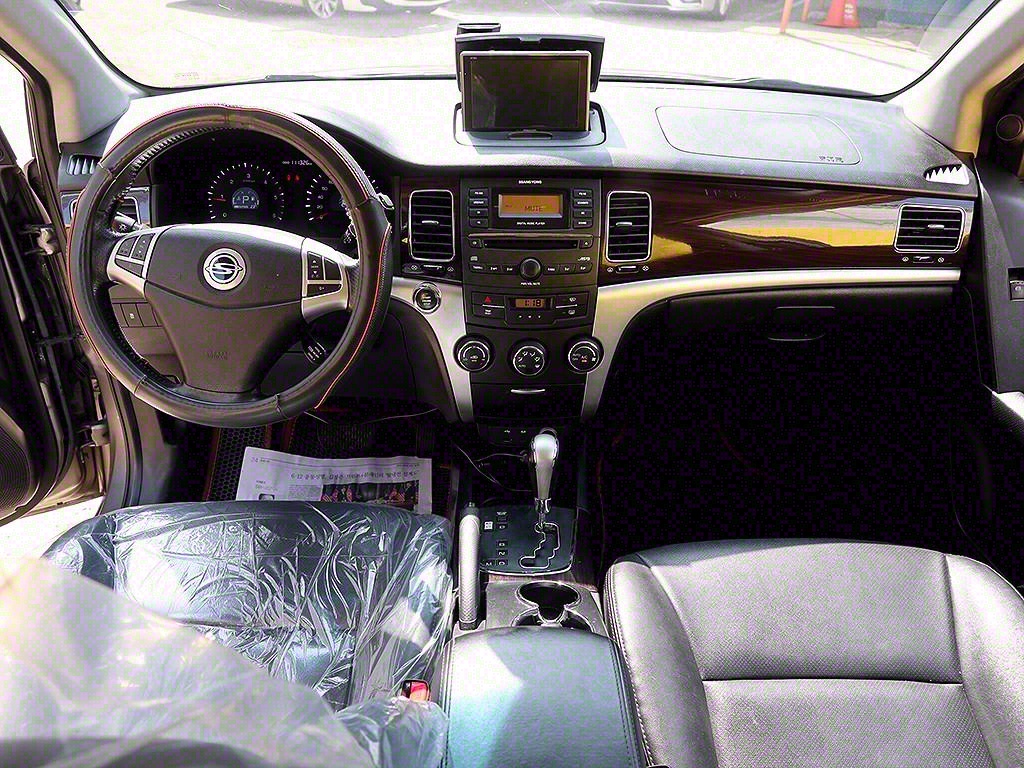 Ssangyong Korando - Vista 9