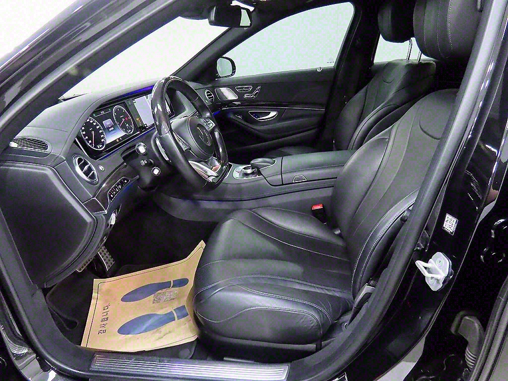 Mercedes Benz S Class - Vista 5