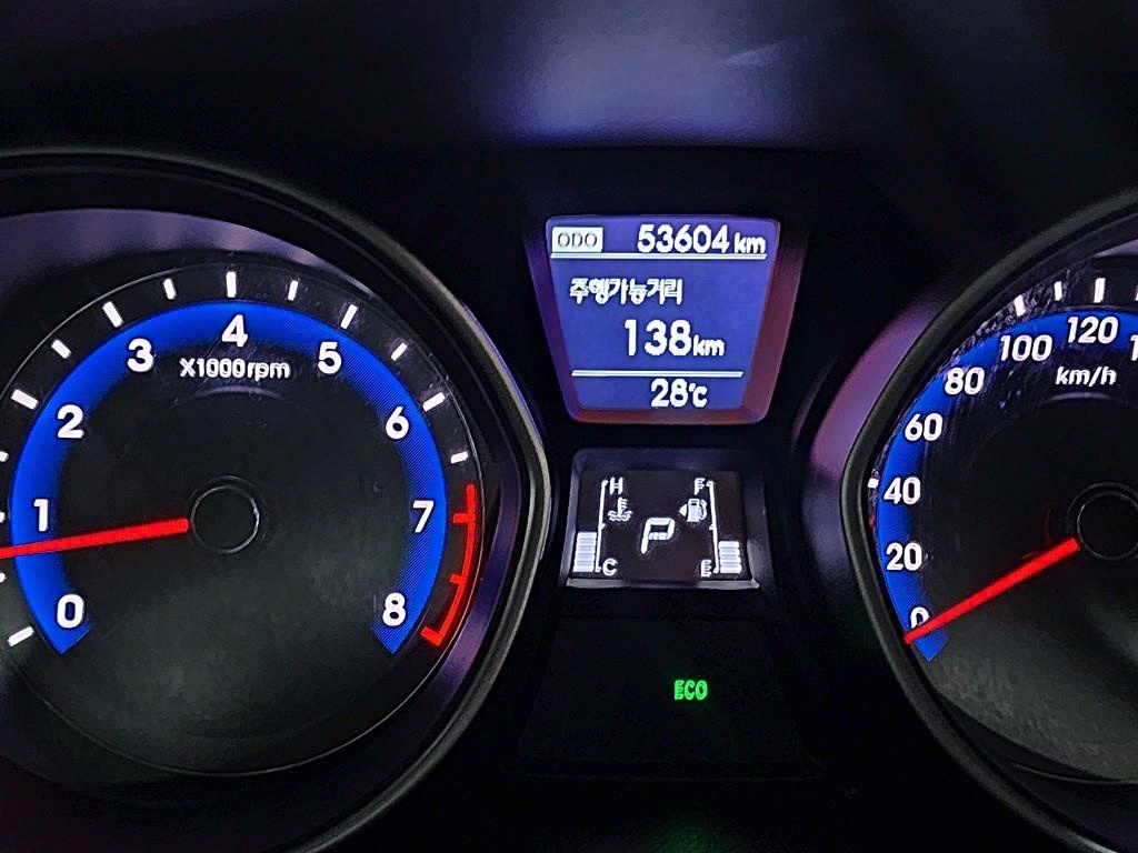 HYUNDAI i30 - Vista 6