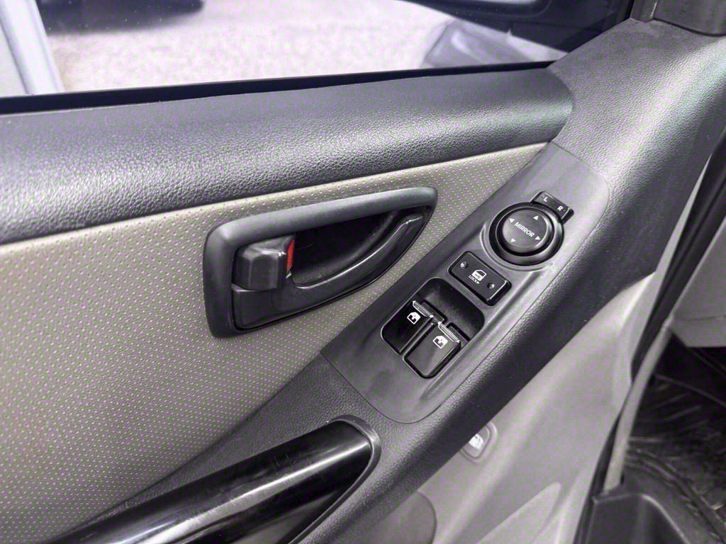 HYUNDAI Starex - Vista 7