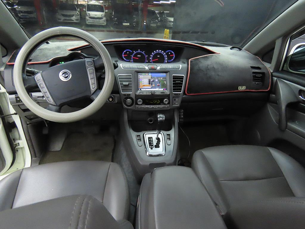 Ssangyong Korando - Vista 7