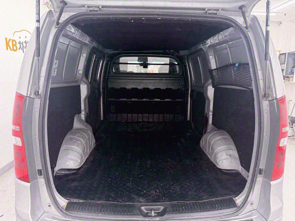 HYUNDAI Starex 2015 Plateado - Importación desde Corea - HF Imports Iquique - Foto 17