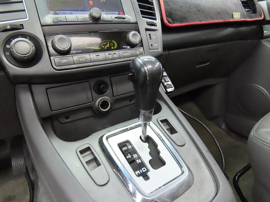 Ssangyong Korando - Vista 11