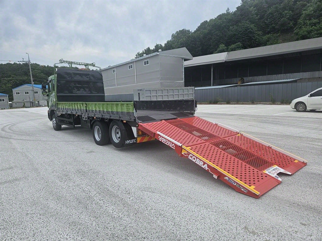 medium and large cargo Cargo - Vista 9