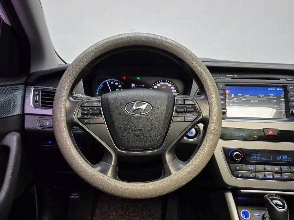 HYUNDAI Sonata - Vista 9